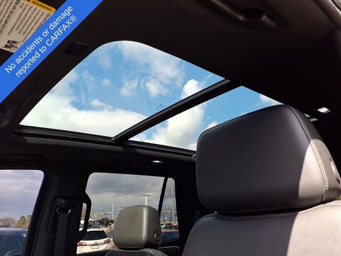 Used 2023 Chevrolet Tahoe Z71 w/ Luxury Package image 19