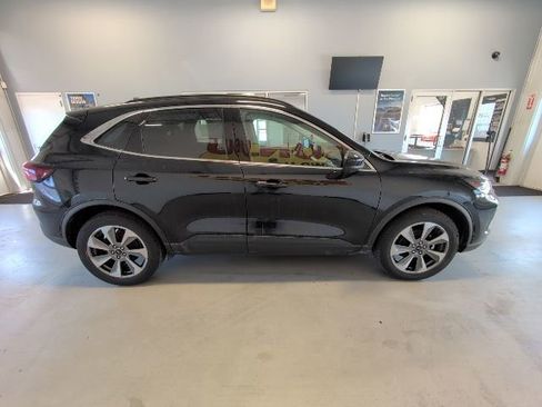 Used 2024 Ford Escape Platinum AWD/4WD image 6