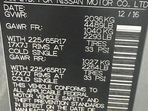 Used 2017 Nissan Rogue S image 13