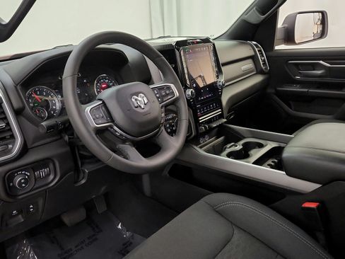 Used 2025 RAM 1500 Big Horn AWD/4WD image 16