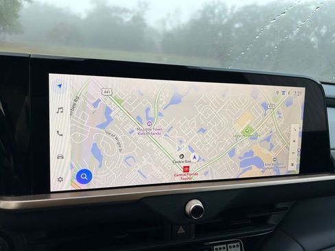 Used 2025 Toyota Crown Signia image 26