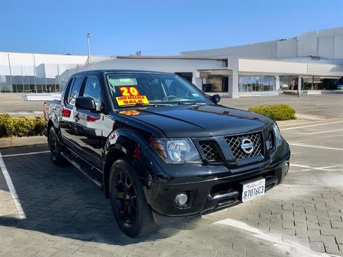 Used 2020 Nissan Frontier SV w/ Midnight Edition Floor Mats image 1