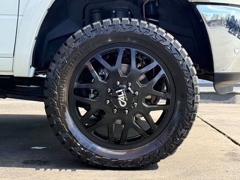 Used 2018 RAM 3500 Laramie image 14