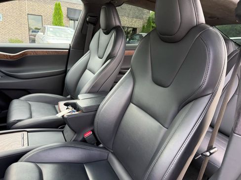 Used 2020 Tesla Model X Long Range AWD/4WD image 13