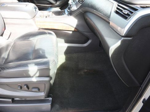 Used 2016 Chevrolet Tahoe LT image 26