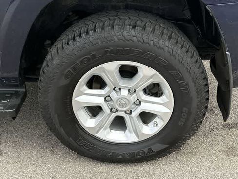 Used 2021 Toyota 4Runner SR5 Premium w/ Moonroof Package image 5