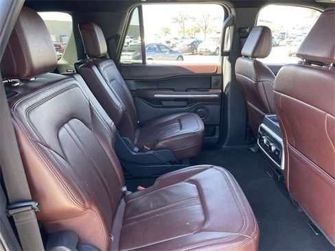 Used 2024 Ford Expedition Max Limited image 31