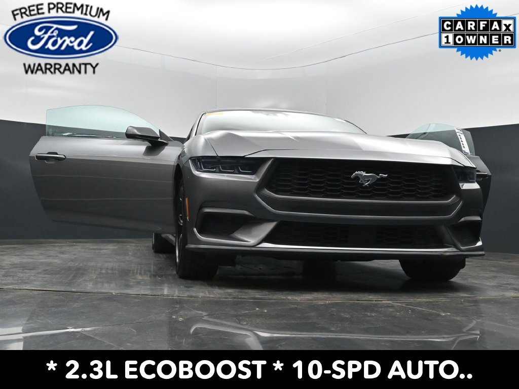 Used 2025 Ford Mustang Coupe RWD image 37