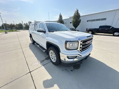 Certified 2019 GMC Sierra 1500 SLE w/ SLE Value Package AWD/4WD image 16
