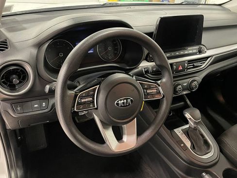 Used 2020 Kia Forte LXS image 18