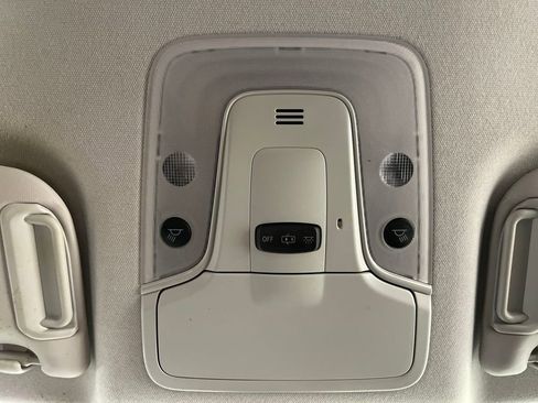 Used 2019 Toyota Prius LE w/ Carpet Mat Package image 29