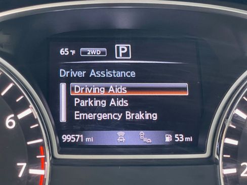 Used 2019 Nissan Pathfinder SL image 54