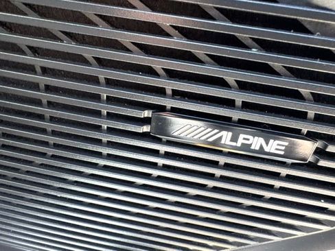 Used 2023 Jeep Wagoneer L Series II RWD image 20