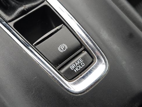 Used 2019 Honda HR-V LX image 30