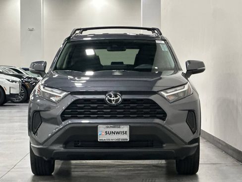 Used 2025 Toyota RAV4 LE AWD/4WD image 9