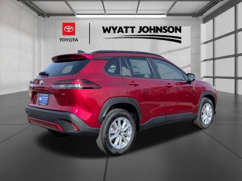 New 2026 Toyota Corolla Cross LE image 5