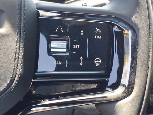 New 2026 Land Rover Range Rover Velar S AWD/4WD image 15