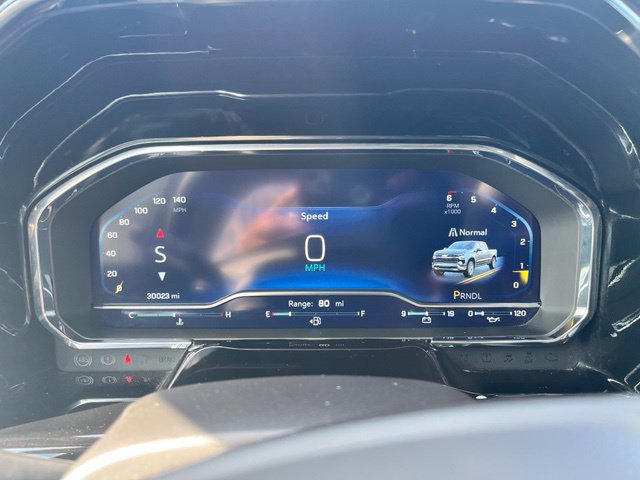 Used 2025 Chevrolet Silverado 1500 LT RWD image 12