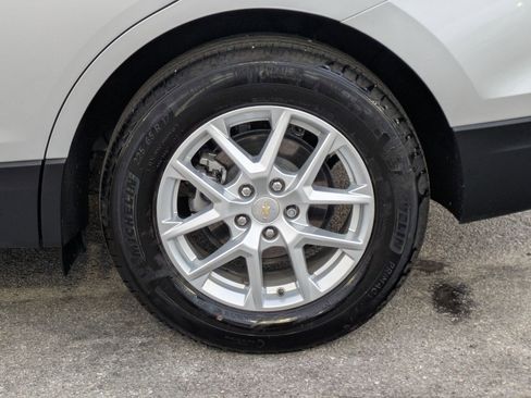 Certified 2022 Chevrolet Equinox LT image 9