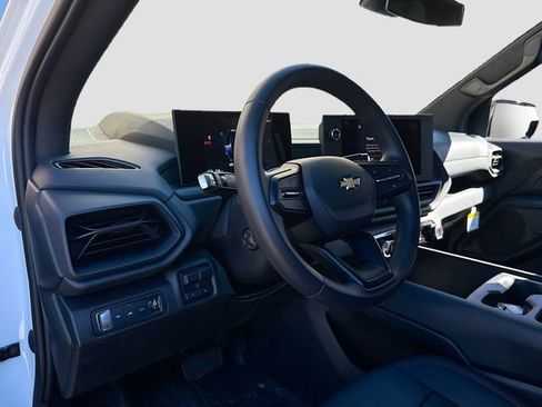 New 2024 Chevrolet Silverado EV W/T AWD/4WD image 10