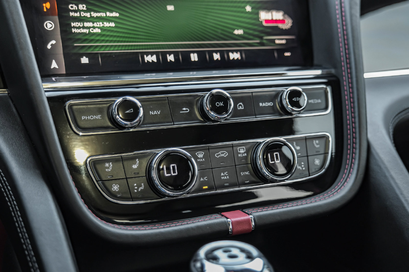 Used 2021 Bentley Bentayga Speed AWD/4WD image 28