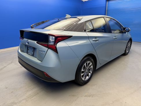 Used 2019 Toyota Prius XLE w/ Advanced Technology Package FWD image 7