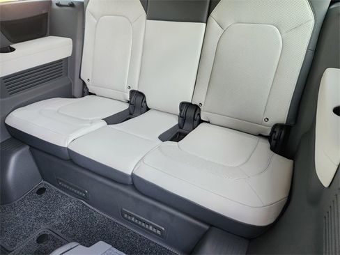 New 2025 Land Rover Defender 130 V8 image 20