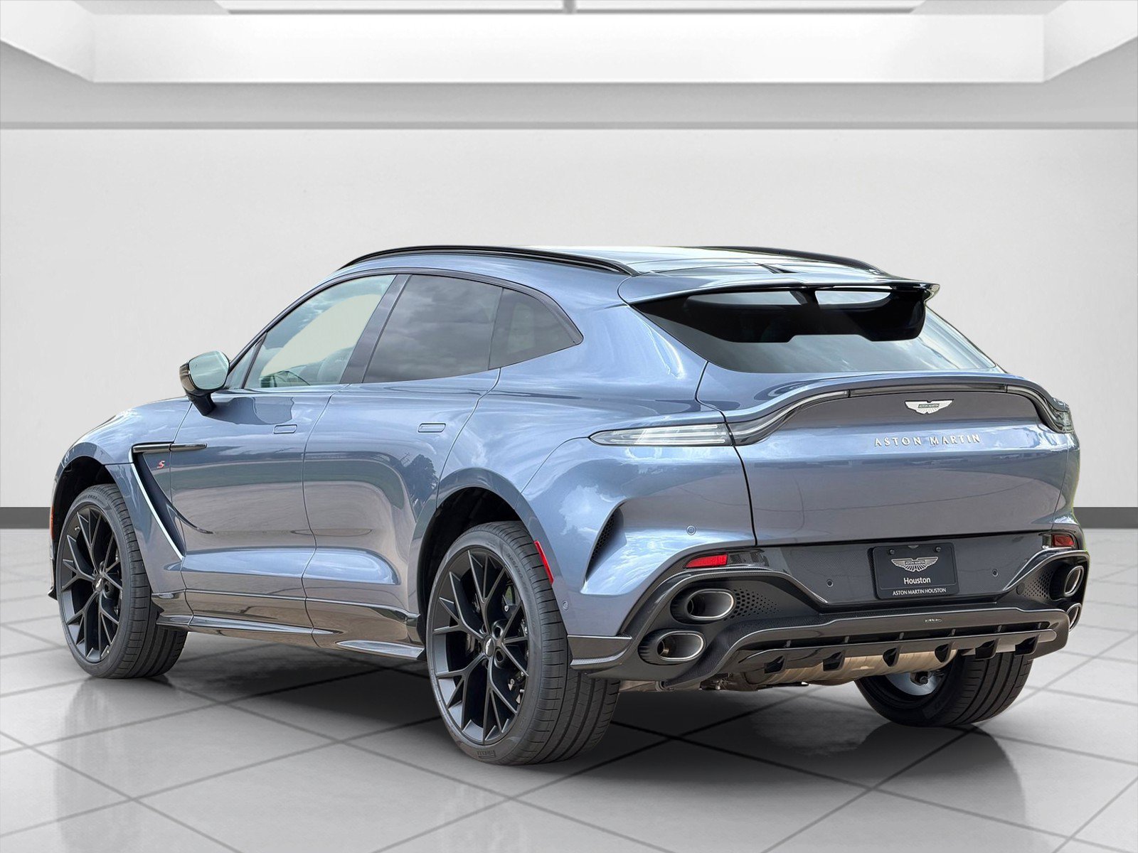 New 2026 Aston Martin DBX S AWD/4WD image 2