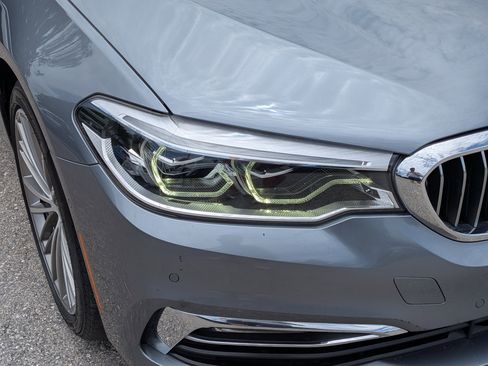 Used 2017 BMW 540i xDrive AWD/4WD image 10