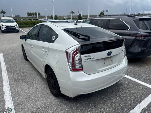 Used 2013 Toyota Prius Three FWD image 2