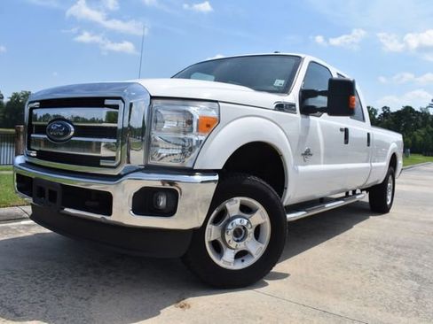 Used 2016 Ford F250 XLT w/ XLT Value Package AWD/4WD image 5