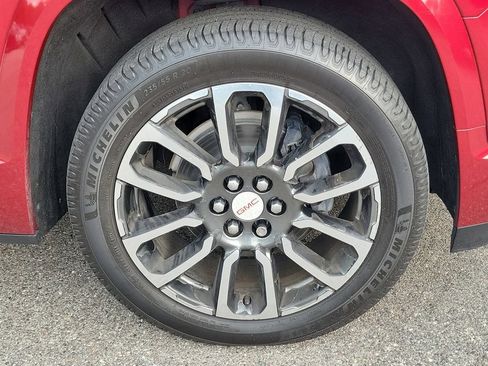 Used 2020 GMC Acadia Denali w/ Technology Package FWD image 7