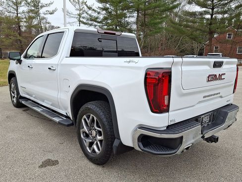 Certified 2022 GMC Sierra 1500 SLT w/ SLT Premium Plus Package image 22