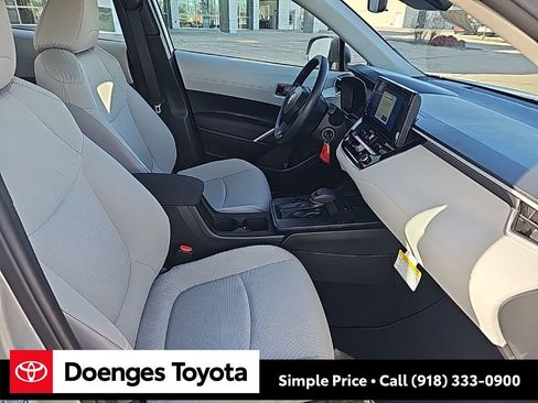 New 2026 Toyota Corolla Cross L image 21
