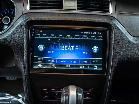 Used 2014 Ford Mustang GT RWD image 25
