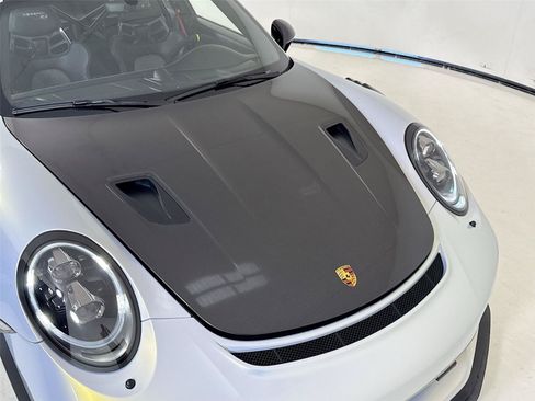Used 2019 Porsche 911 GT3 RS w/ Weissach Package RWD image 37