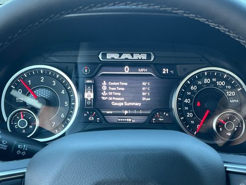 New 2026 RAM 1500 Laramie AWD/4WD image 24