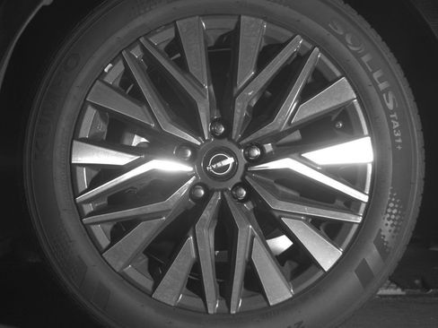 Used 2025 Nissan Altima 2.5 SV image 12