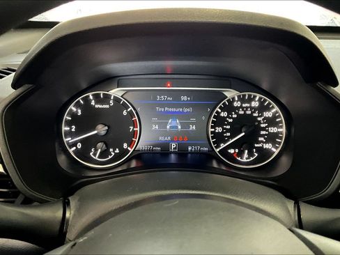 Used 2025 Nissan Altima 2.5 SV FWD image 14