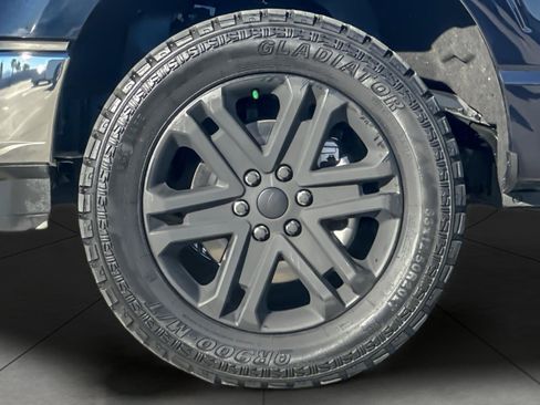 Used 2021 Ford F150 XLT w/ Equipment Group 302A High image 25