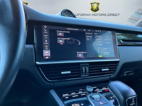 Used 2020 Porsche Cayenne E-Hybrid image 14