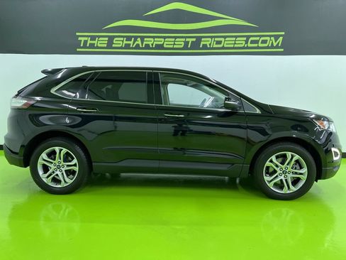 Used 2017 Ford Edge Titanium w/ Equipment Group 301A AWD/4WD image 11