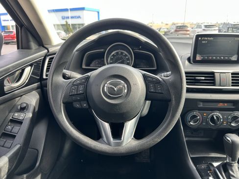 Used 2016 MAZDA MAZDA3 i Sport w/ Preferred Equipment Package image 10