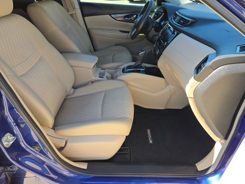 Used 2019 Nissan Rogue SV w/ Premium Package image 27