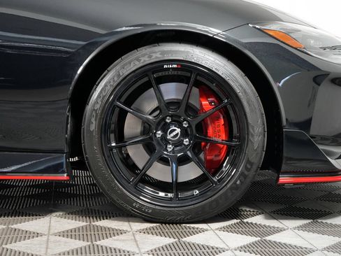 Used 2024 Nissan Z NISMO w/ Floor Mat Package RWD image 19