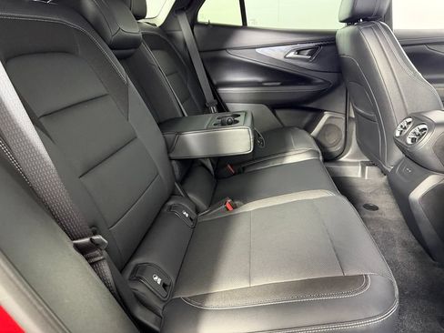 Used 2024 Chevrolet Blazer EV LT AWD/4WD image 30