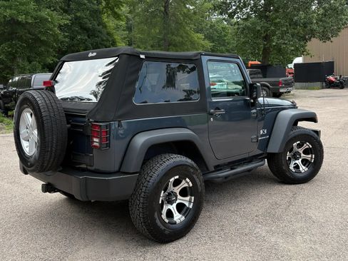Used 2008 Jeep Wrangler X AWD/4WD image 6