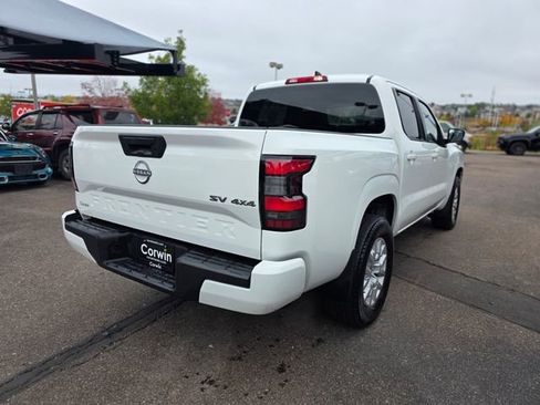 Used 2022 Nissan Frontier SV image 10