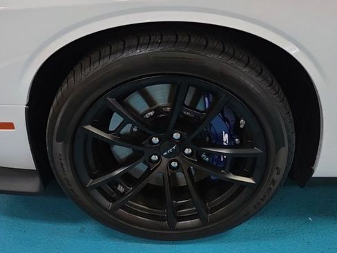 Used 2023 Dodge Challenger SRT Hellcat RWD image 2