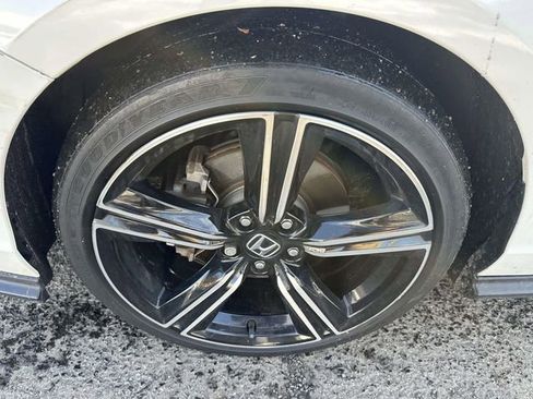 Used 2023 Honda Accord Sport image 7